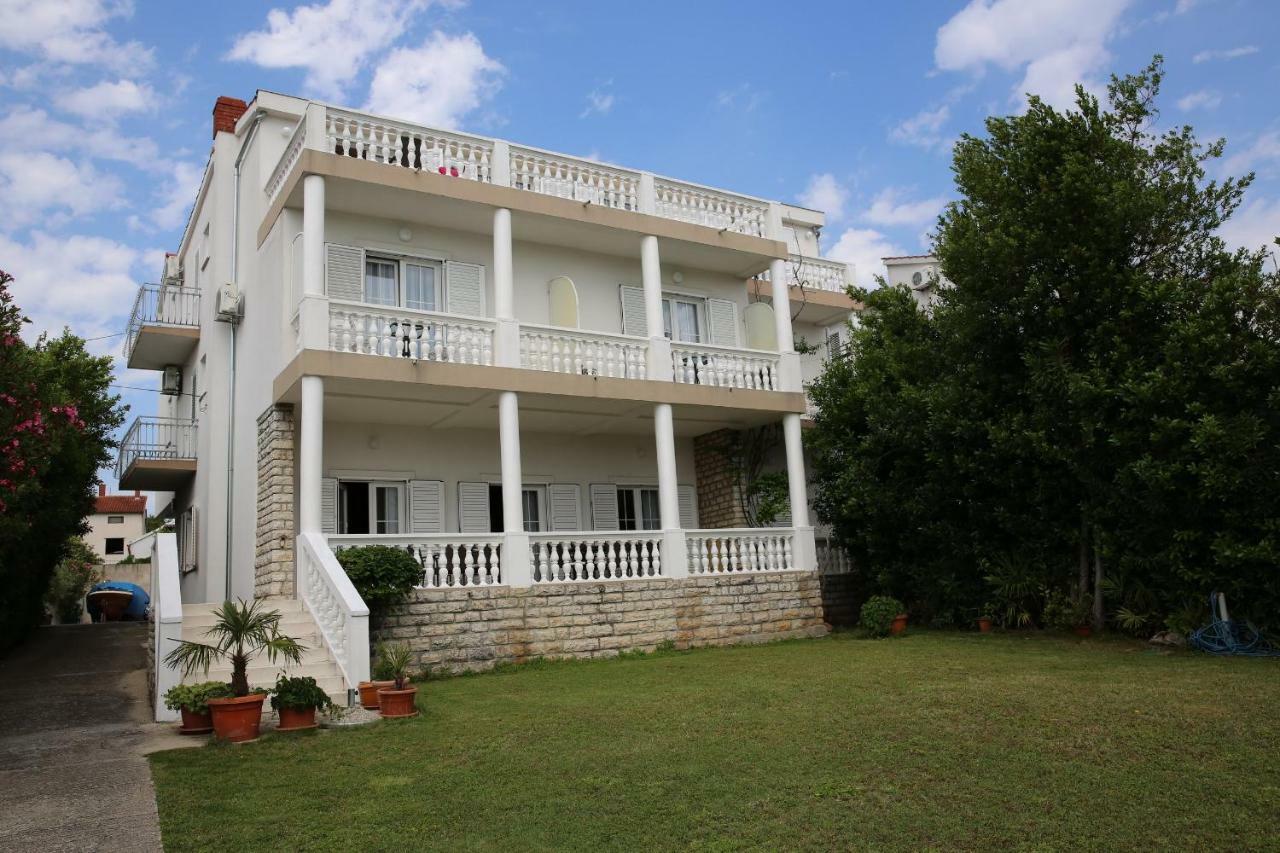 Apartment And Rooms Villa Kolonada ヴォディツェ エクステリア 写真