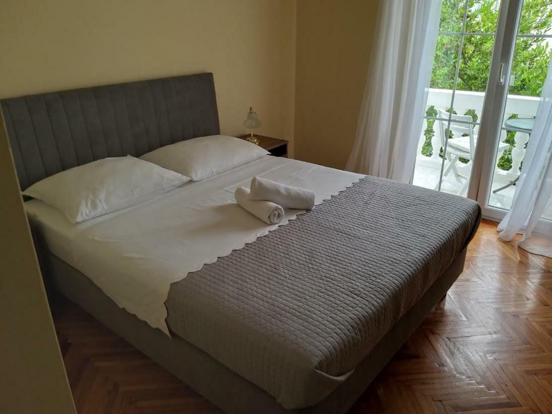 Apartment And Rooms Villa Kolonada ヴォディツェ エクステリア 写真
